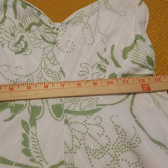 GUESS sundress lime green and white. Floral design - Picture 9 of 10